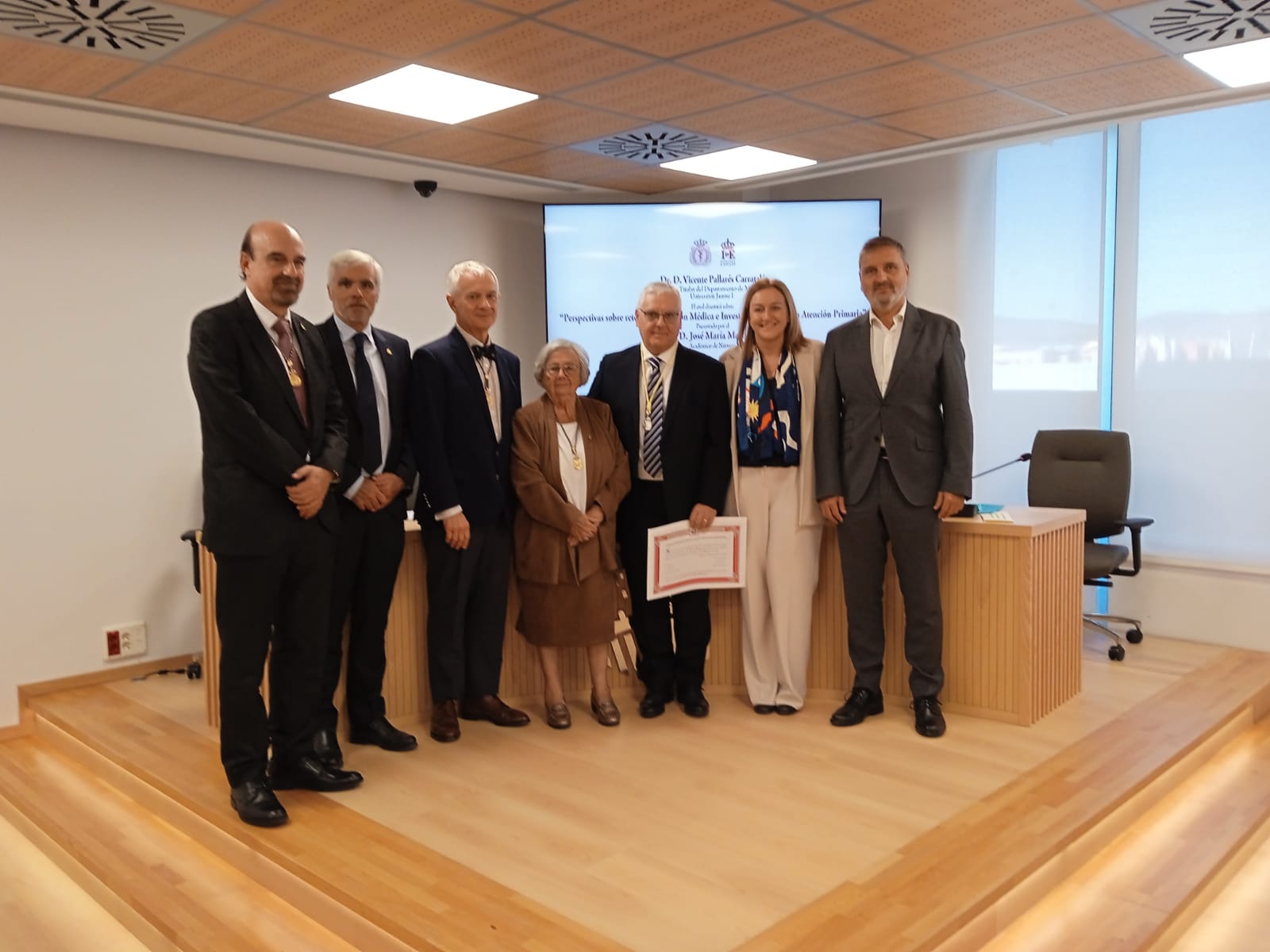 El doctor y profesor de la UJI Vicente Pallarés accede a la Real Academia de Medicina valenciana