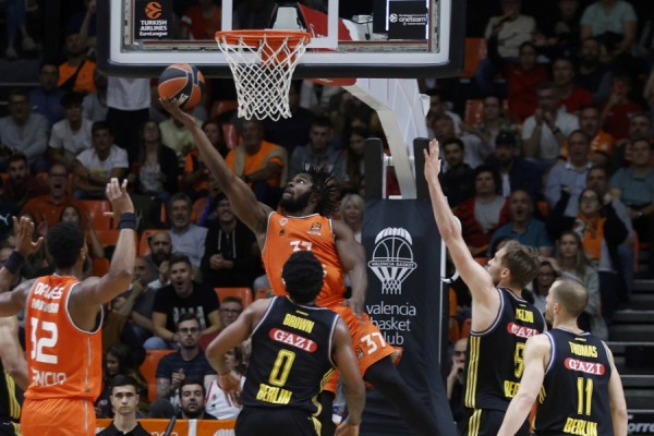 El Valencia puede firmar en Milán su nuevo mejor arranque en Euroliga
