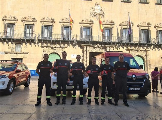 Alicante invertirá 3 millones en la compra de diez vehículos y equipos de protección de los bomberos 