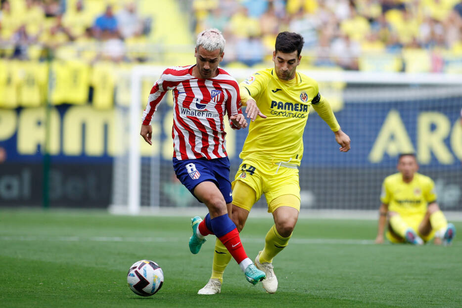 Un partido entre Villarreal y Atlético de Madrid en La Cerámica. Carme Ripollés - 