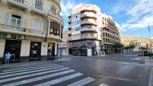 Orihuela abre el plazo para pedir las ayudas para autónomos y pymes: 684.961 euros