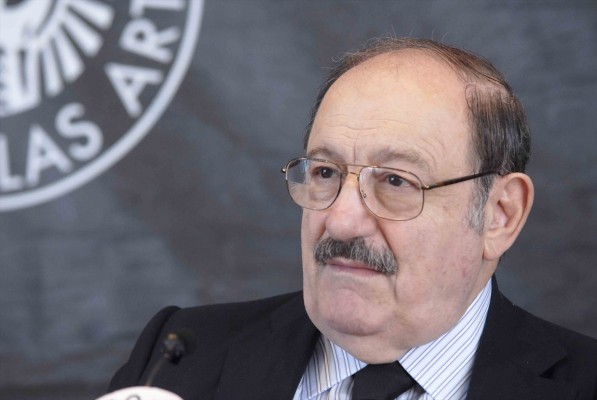 Umberto Eco i 'El nom de la rosa': la cultura transformada en

felicitat lectora