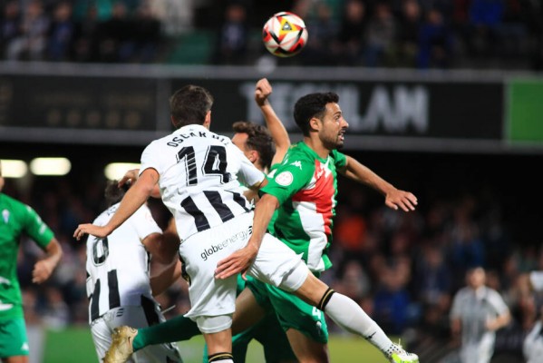 El Castellón conquista las dos áreas