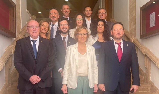 Xàbia propone la suspensión de las tasas de apertura, escoleta y elimina el incremento del 7,88% de la acometida que cobra Amjasa 