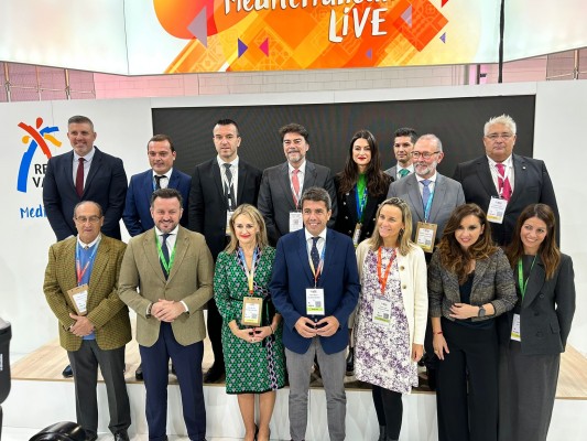 Elche estrena marca turística en la feria de Londres: ha atraído un 40% más de público británico en 2023