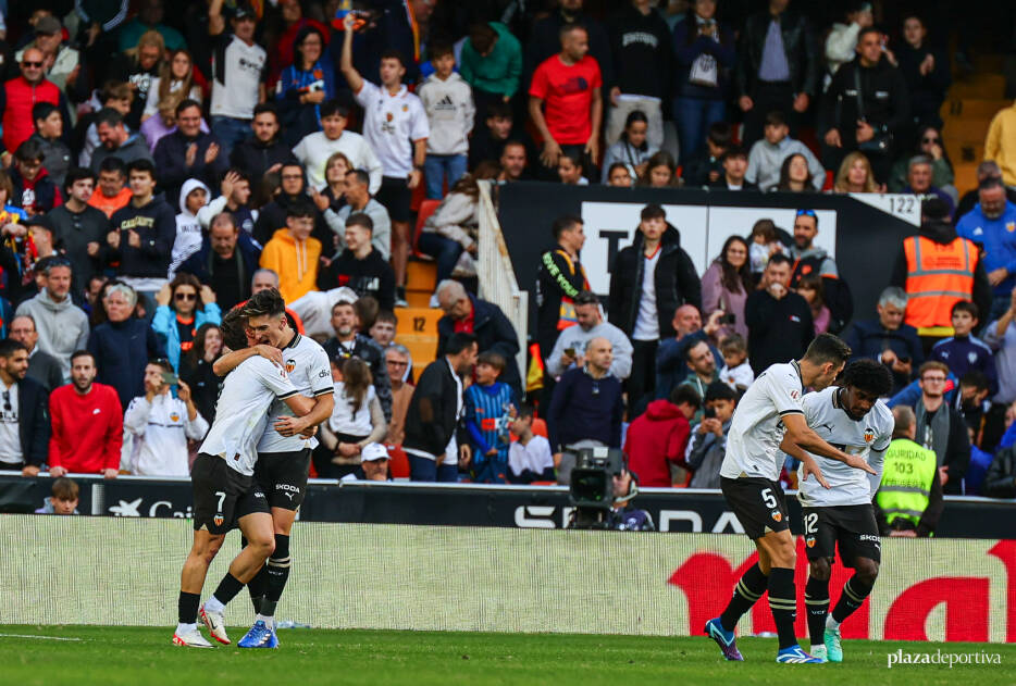 El Valencia recupera con Pepelu la fiabilidad desde los once metros
