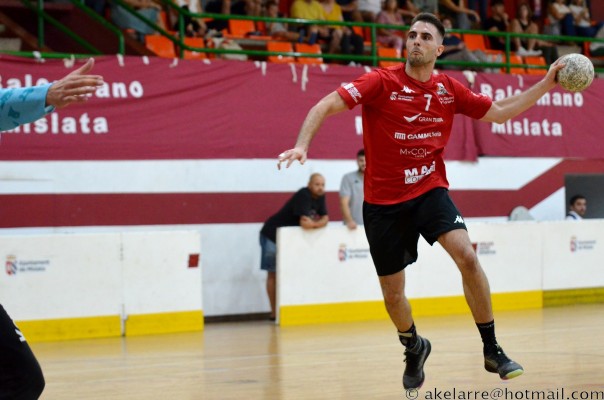Balonmano Mislata logró su quinta victoria consecutiva en Primera Nacional

