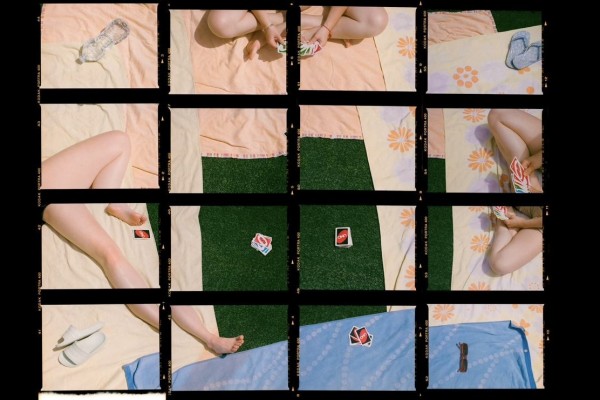 ‘Juegos de mesa’, el mantel fotográfico de Paula Berjillos