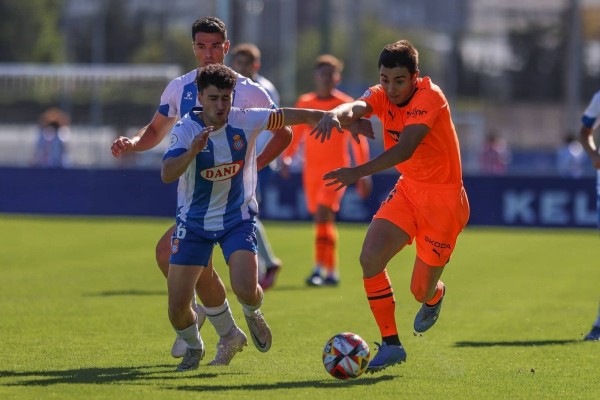 El VCF Mestalla empata en su visita al RCD Espanyol B