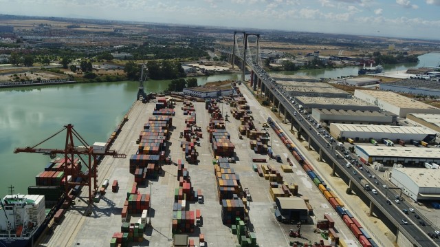 Casi 200 concesiones portuarias anteriores a 1992 podrán prorrogarse y atraer 1.000 millones al país