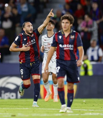 Kocho recriminó a Martón la celebración del gol: 
