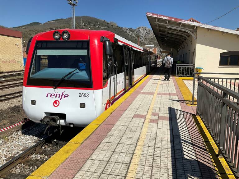 Renfe desplaza a 19,3 millones de viajeros hasta septiembre en la Comunitat, un 53,8% más