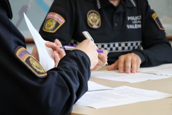 IVASPE forma a policías ante delitos de usurpación de vivienda y allanamiento de morada