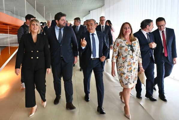 Miras anuncia que las plazas de los niños de 2 años serán gratis en las escuelas infantiles públicas y privadas