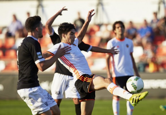 El VCF Mestalla se estrena con derrota en la Premier International Cup