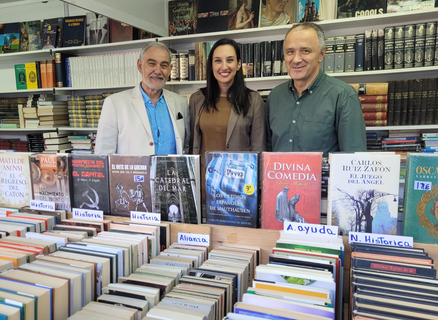 La Feria del Libro Antiguo reúne en Santa Clara  más de 70.000 ejemplares