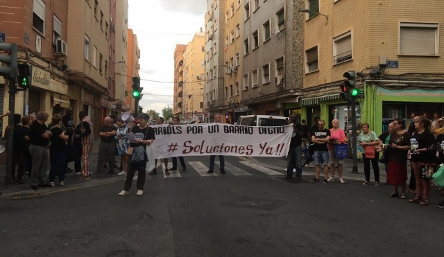 Diversas concejalías se reunirán el jueves con los vecinos de Orriols para abordar soluciones