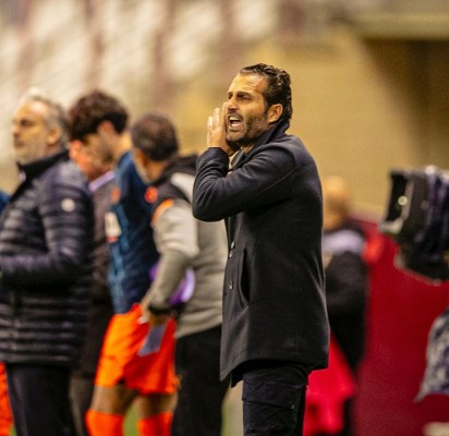 El Valencia busca ante el Granada la mejor racha sin perder en la era Baraja