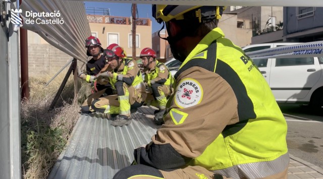 Los bomberos de Castellón atienden dos incendios en Onda y una veintena de incidentes por el viento