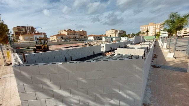 Santa Pola rescinde el contrato de las obras del polideportivo Paco Hernández por incumplimiento de la empresa