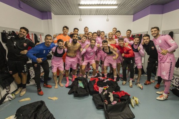 El Eldense tira de épica para pasar de ronda en Jaén