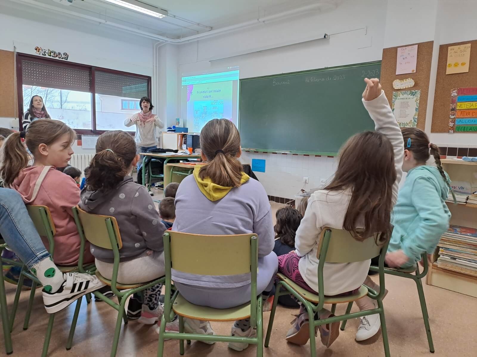 El Consell ampliará tres colegios en el interior mientras Almassora y la Vall quieren agilizar obras