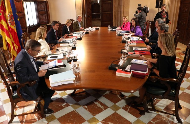 El Consell se salta el Plan Presupuestario de Sánchez al fijar un déficit del 0,3% en 2024