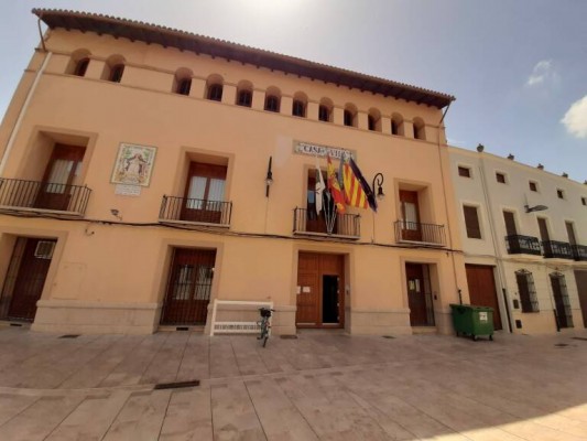 El Ayuntamiento de Canals se adhiere a la Central de Contratación de la FEMP