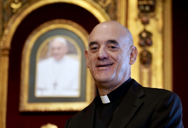 El obispo auxiliar de Valencia, Arturo Pablo Ros, nombrado obispo de Santander