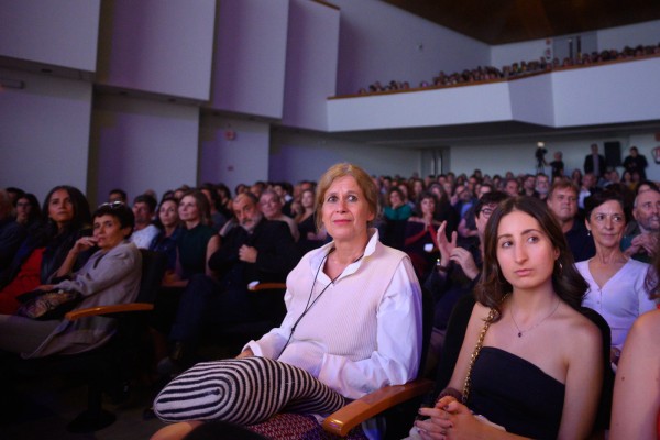 Vox desafía a La Mostra torpedeando su presupuesto para 2024