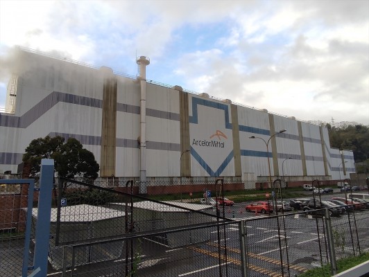 ArcelorMittal cierra con una subida del 4,4% ante un posible alto el fuego en Ucrania