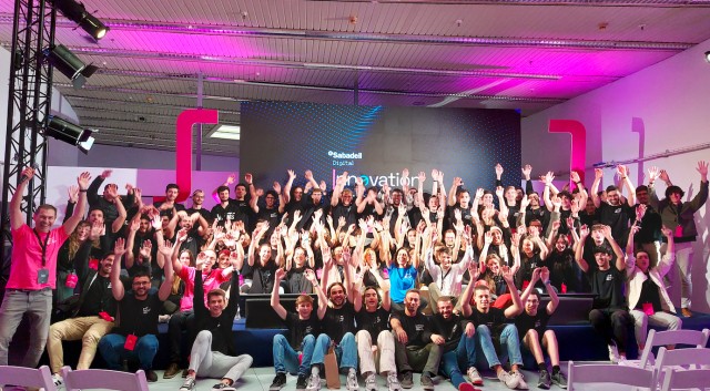 Más de 100 universitarios revelan las claves de la innovación en el sector financiero
