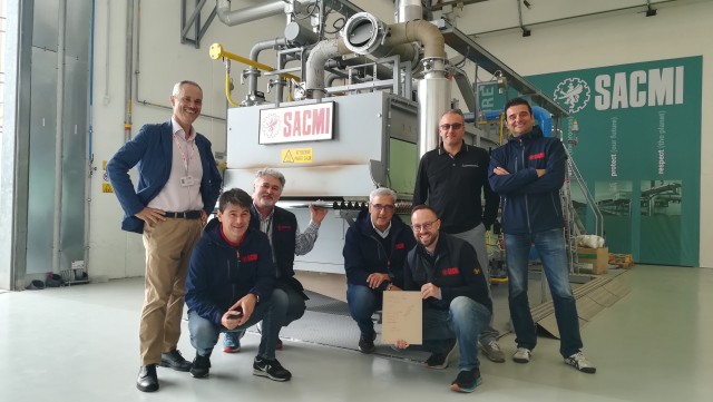 La primera baldosa cocida en un horno 100% de hidrógeno es de Sacmi