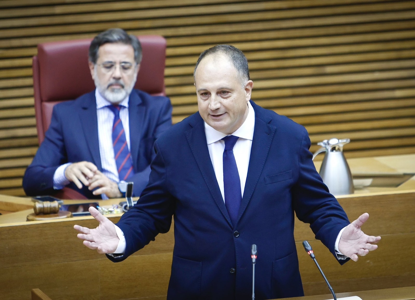 Les Corts piden al Consell un Plan del hidrógeno verde para apoyar la cerámica castellonense