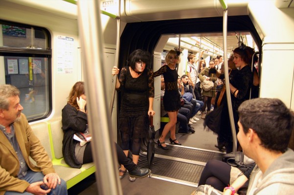 El metro de València circulará hasta las 2.30 horas la noche de Halloween