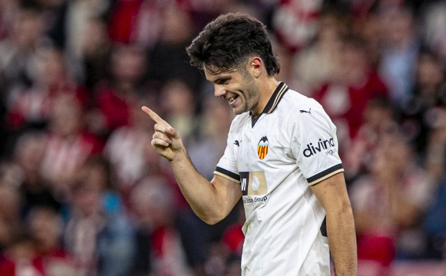 Fran Pérez 'descorcha' el gol en San Mamés