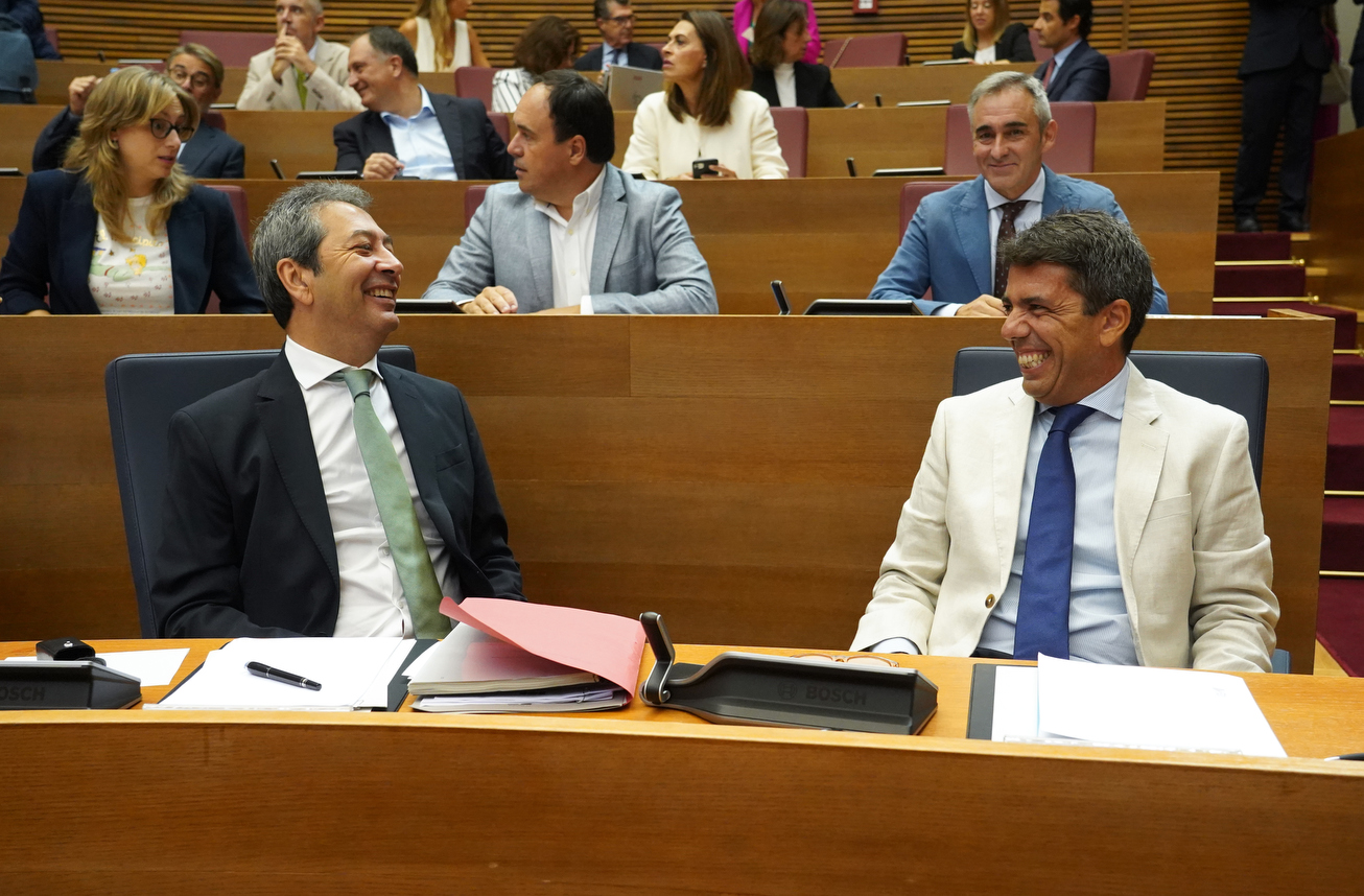 Vox elige la Comunitat Valenciana para aprender a gobernar