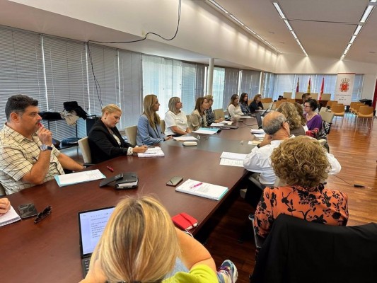 Cerca de tres mil menores en situación de vulnerabilidad participan en el Programa CaixaProinfancia en Murcia