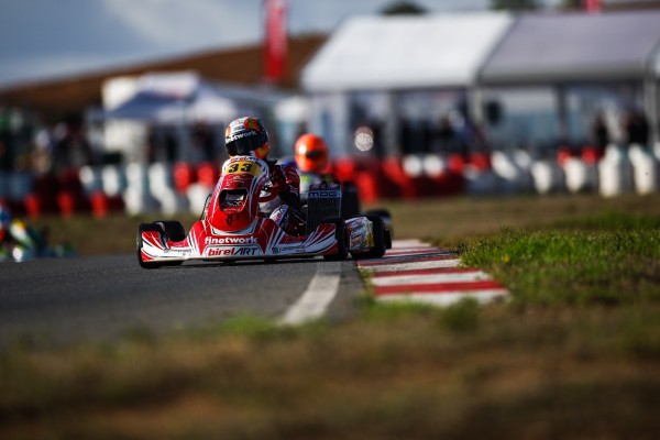 Sandro Pérez saldrá en primera línea de las semifinales del IAME World Finals 2023