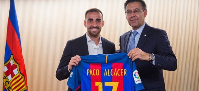 Alcácer lanza un 'dardo' a la gestión del Valencia CF