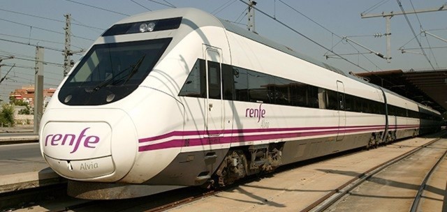 El Alvia Alicante-Gijón reduce de 8 a 7 horas su trayecto al abrir la variante de Pajares