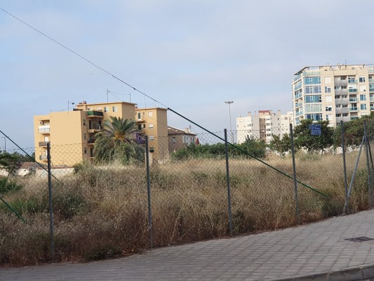 Vecinos del Parque del Mar de Alicante exigen la plaza programada en 2022 en Gran Vía Sur