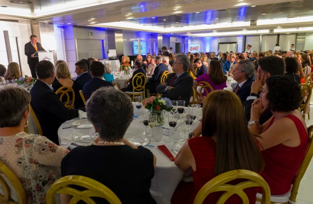 Ivefa celebra su tercera Cena Solidaria en favor de Asindown
