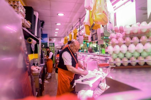 Las ventas del comercio minorista de la Región siguen a la cola de España 