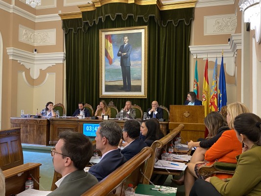 El gobierno y la oposición no pactan en Castelló una declaración por el día contra la violencia machista