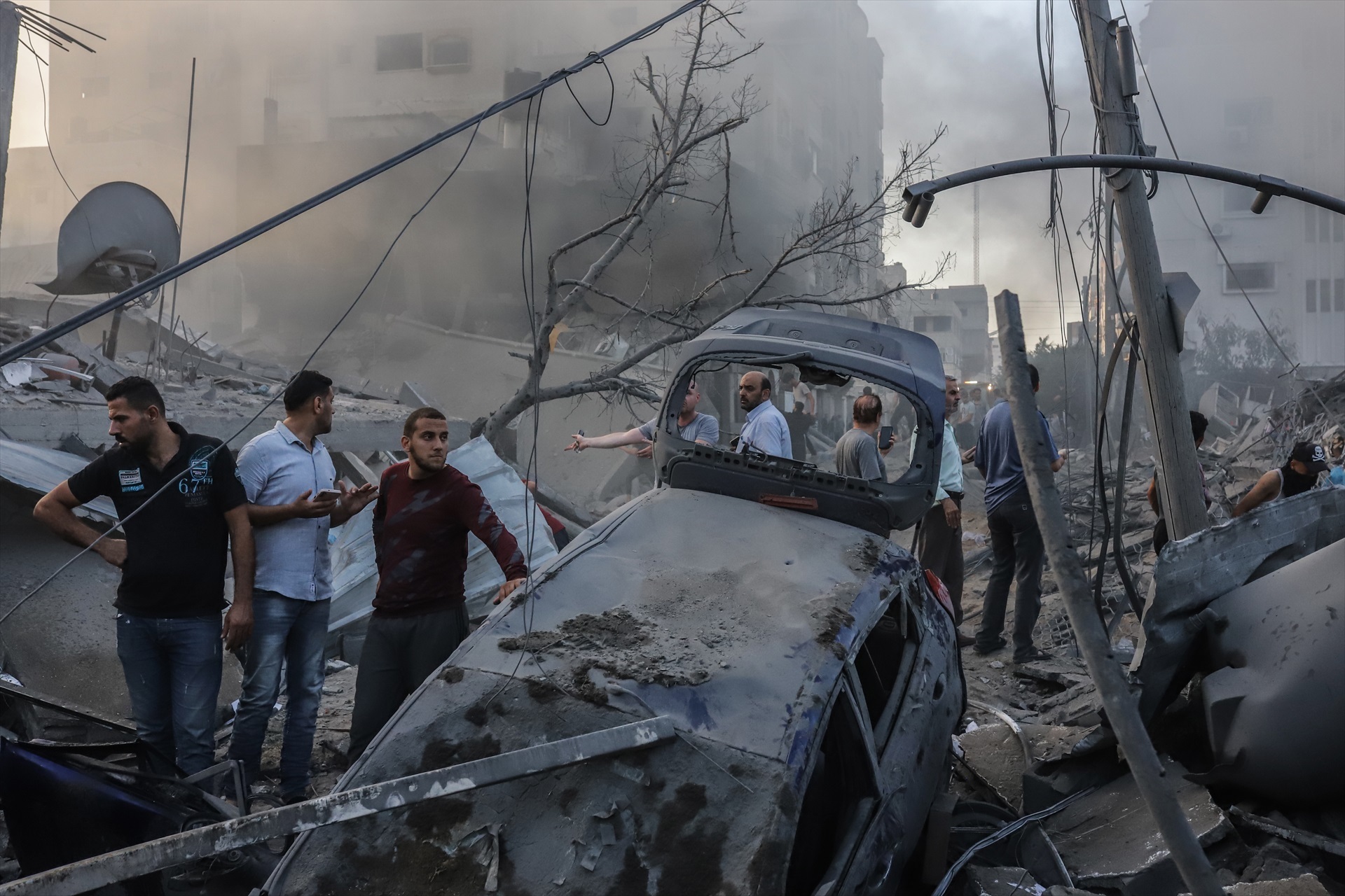 Ascienden a más de 7.000 los palestinos muertos por los bombardeos de Israel contra Gaza