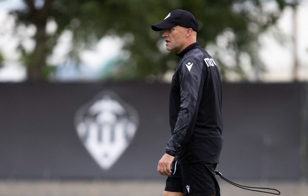 Schreuder: “No hay pánico por ser primeros y perder la plaza en algún momento”
