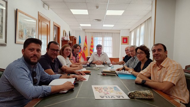 La Vila Joiosa adjudica la limpieza de edificios públicos un millón de euros anuales
