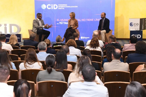 Las pymes de la Región podrán atacar el mercado extranjero a través de internet con el 50% de los costes bonificados
