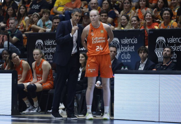 Rubén Burgos: 